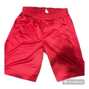 Nike Basketball Athletic Shorts Men's Size Large Shiny Red Comfort